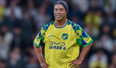 Ronaldinho praznovanje pred rojstnim dnem začinil po brazilsko
