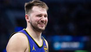 Ali v slačilnici Los Angeles Lakers odmeva glasba Luke Dončića?