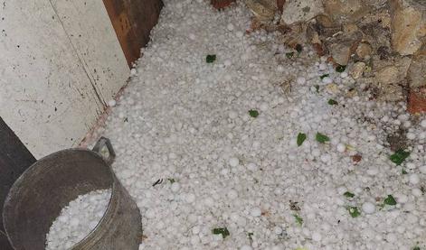 Ogromna škoda zaradi toče in vetra #foto