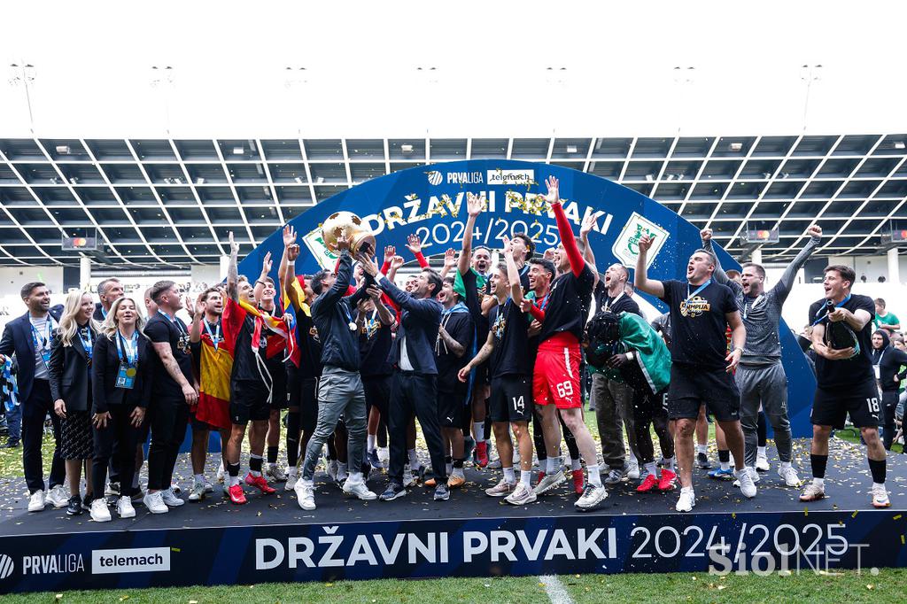Olimpija prvak 1. SNL