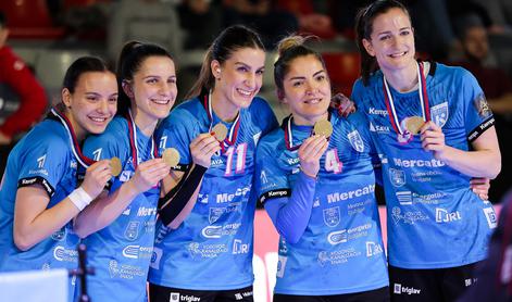 Krimovke nadigrale Ajdovke in 29. osvojile pokal