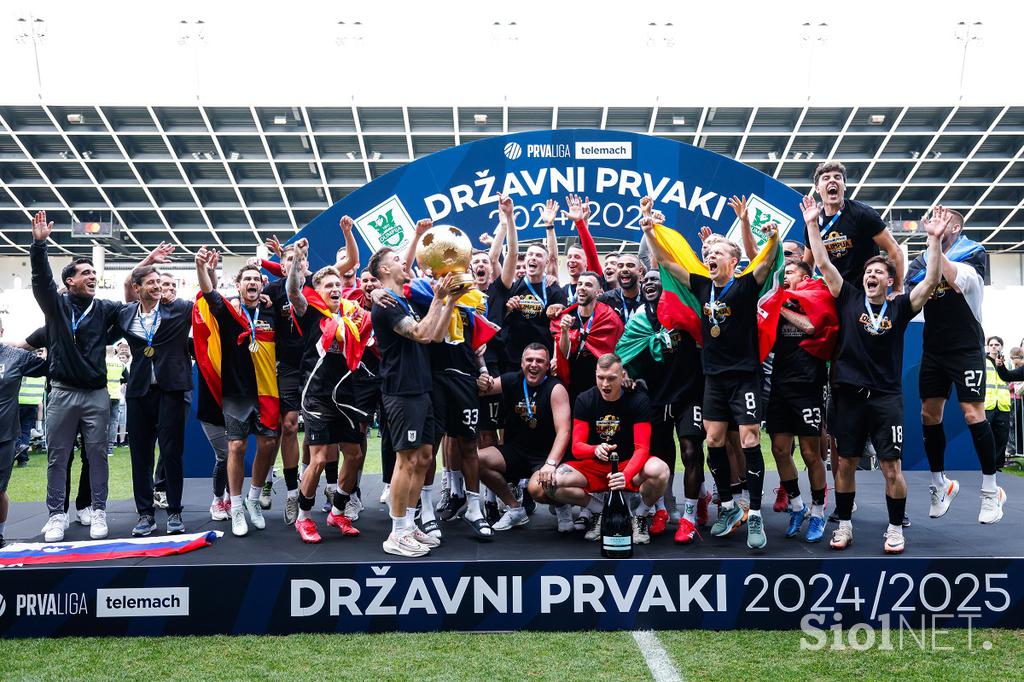 Olimpija prvak 1. SNL