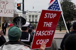 Melania Trump zaradi protestov odpovedala turistične oglede Bele hiše
